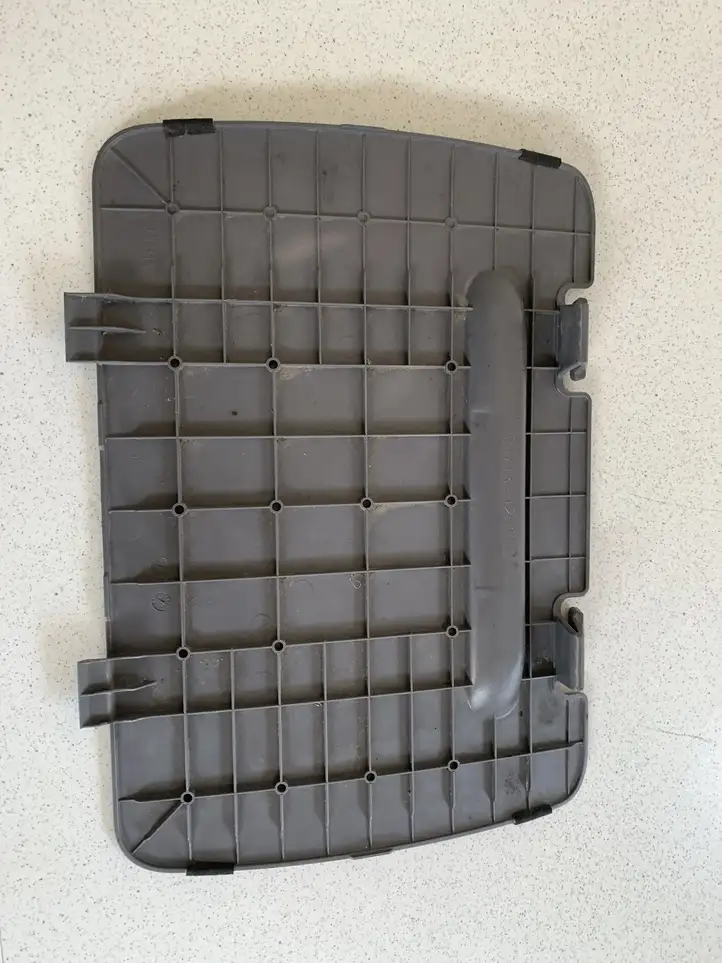 Toyota Avensis T250 (2006 - 2009) 6474342010 Прочая отделка багажника — фото 1