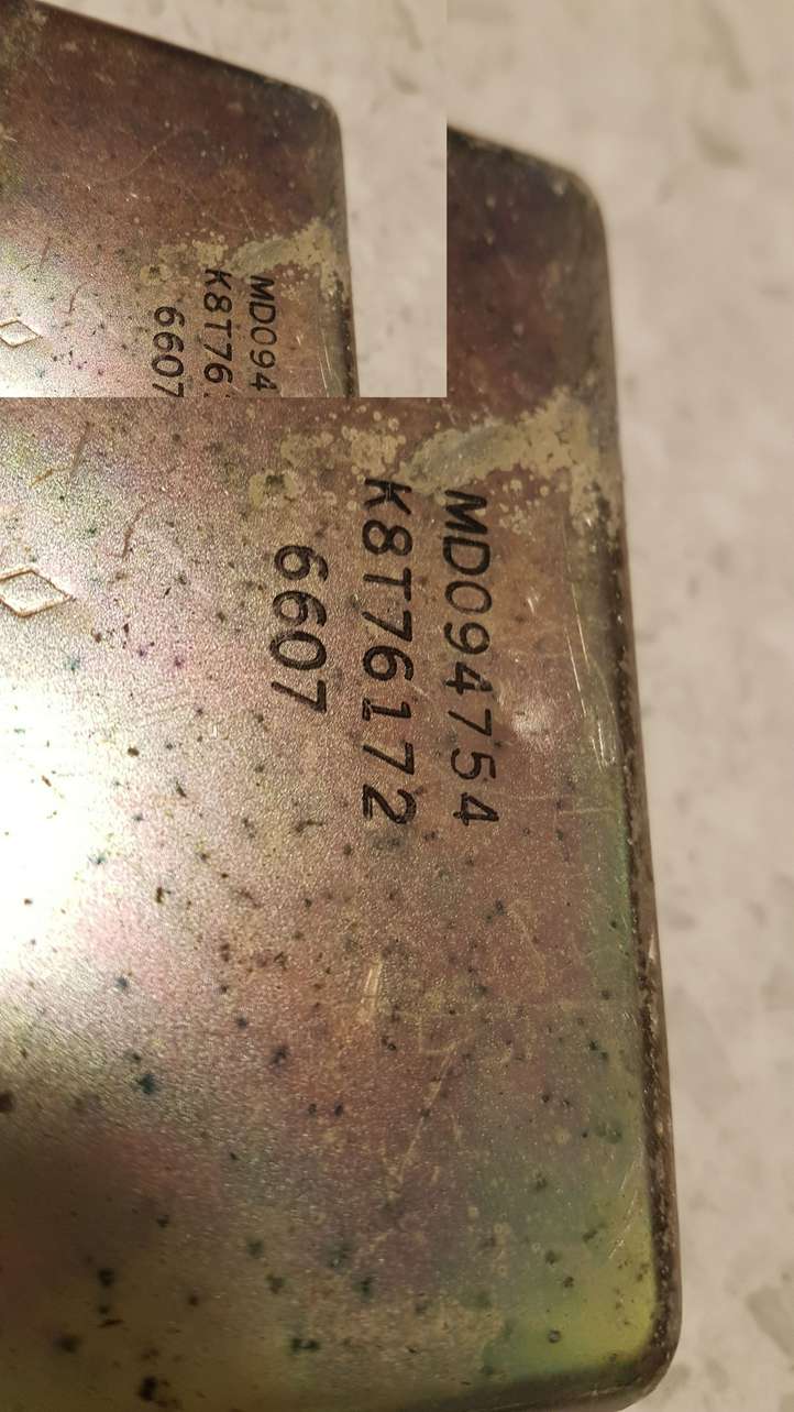 Mitsubishi Pajero (2003 - 2006)  MD094754 Блок управления двигателем ECU