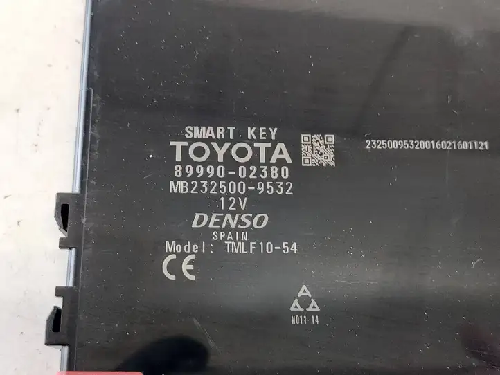 Toyota Auris E180 (2012 - 2018) 8999002380 Прочие блоки управления — фото 3