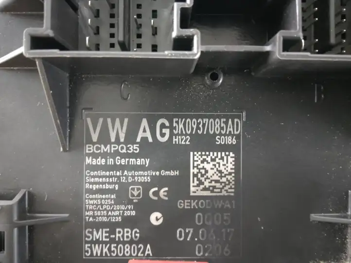 Volkswagen Caddy (2015 - 2020) 5K0937085AD Модуль комфорта — фото 3