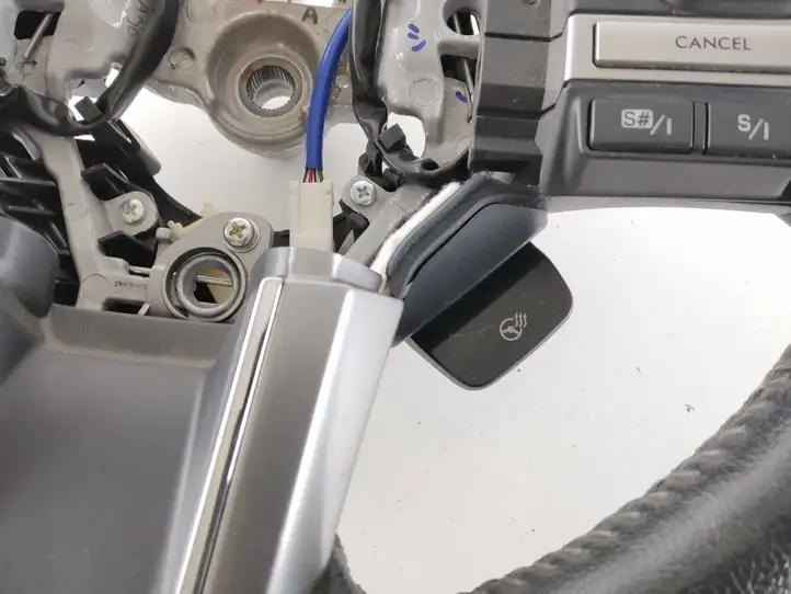 Subaru Forester SJ (2013 - 2018) Руль — фото 3