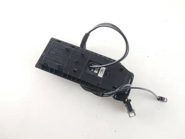 BMW M3 F80 (2014 - 2020) 2449887 Модуль беспроводной зарядки — фото 4