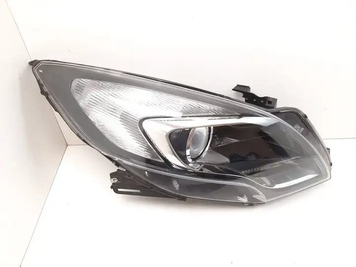 Opel Zafira B (2008 - 2014) 13399859RH Передняя фара — фото 1