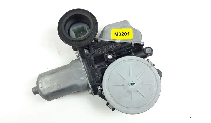 Toyota Prius+ (ZVW40) (2011 - 2018) 8572047130 Стеклоподъемник задней двери — фото 1