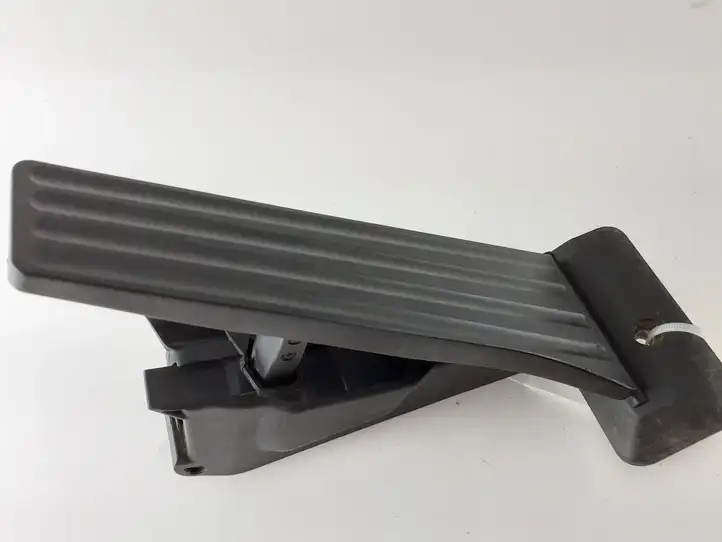 BMW 3 F30 F35 F31 (2012 - 2018) 6789528 Педаль акселератора — фото 2