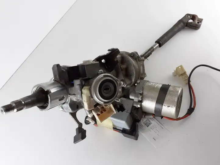 Toyota Verso (2012 - 2015) F19010F010 Насос гидроусилителя руля — фото 1