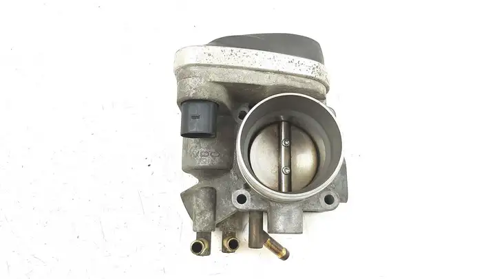 Audi A3/S3 8L (1996 - 2000) 06A133062N Дроссельная заслонка — фото 1