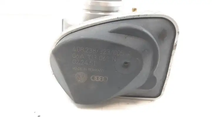 Audi A3/S3 8L (1996 - 2000) 06A133062N Дроссельная заслонка — фото 3