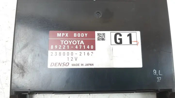 Toyota Prius (XW30) (2009 - 2015) 8922147140 Модуль комфорта — фото 4