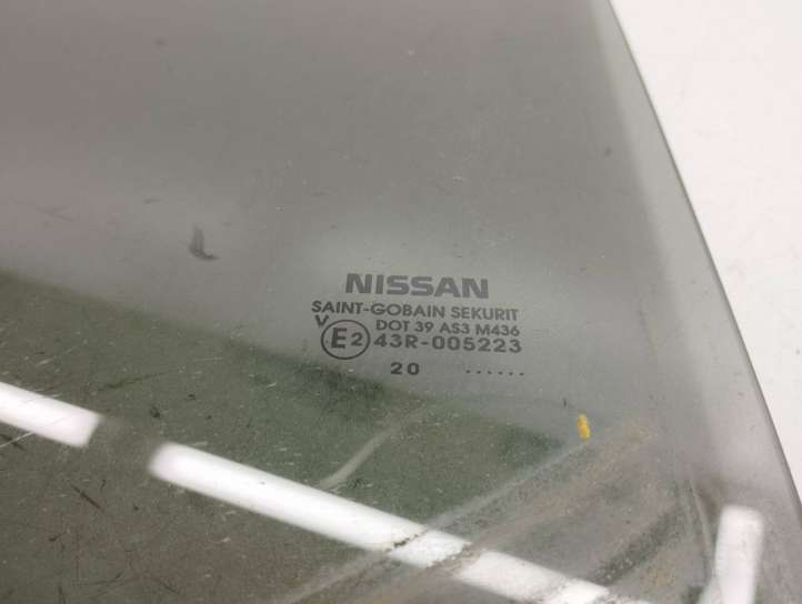 Nissan Juke II F16 (2019 - )  43R005223 Основное стекло задних дверей