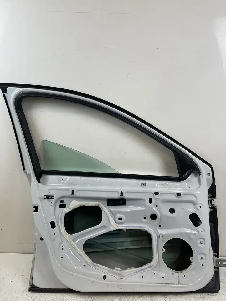 Renault Laguna III (2007 - 2015) Дверь — фото 8