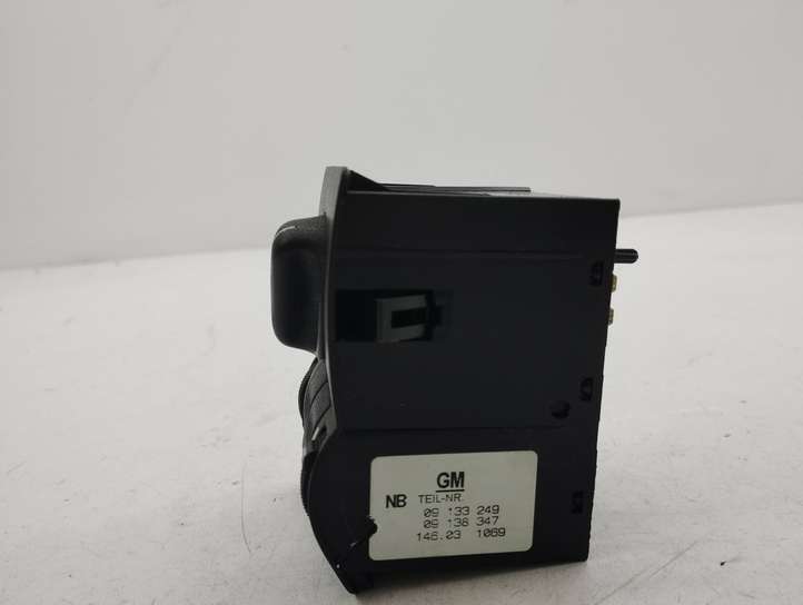 Opel Zafira (1999 - 2003)  09133249 Включатель фонарей