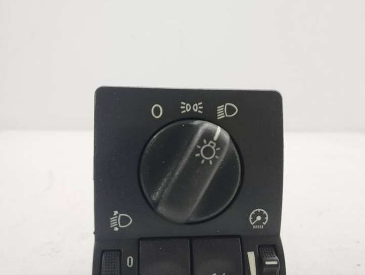 Opel Zafira (1999 - 2003)  09133249 Включатель фонарей
