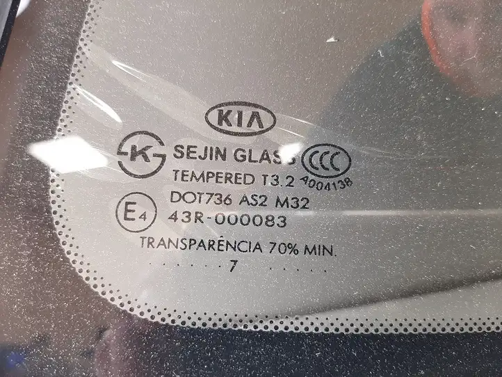 Kia Carens II (2006 - 2012) 43R000083 Заднее боковое стекло — фото 3