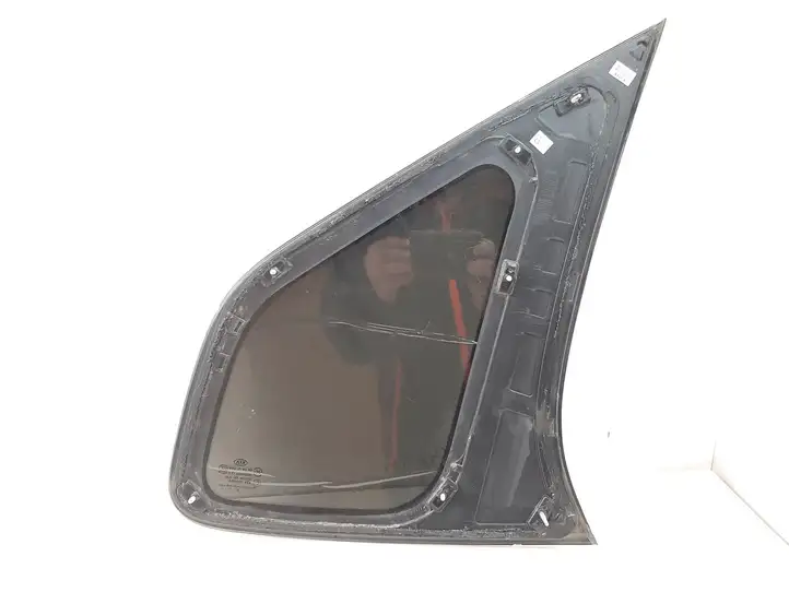 Kia Carens II (2006 - 2012) 43R000083 Заднее боковое стекло — фото 2