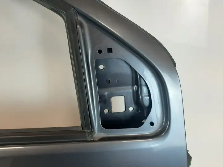 Isuzu D-Max (2019 - ) Дверь — фото 9