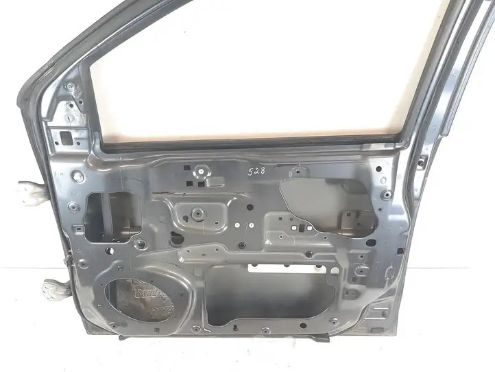 Isuzu D-Max (2019 - ) Дверь — фото 22