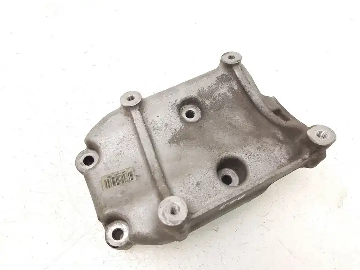 Iveco Daily Daily 6th gen (2012 - 2020) 5801370470 Кронштейн двигателя — фото 1