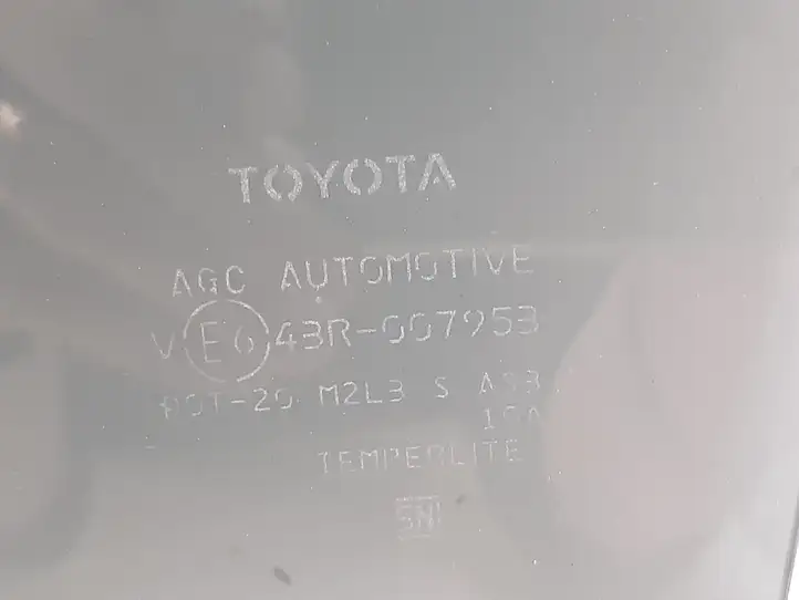 Toyota RAV 4 (XA50) (2018 - ) 43R007953 Стекло задней двери — фото 2