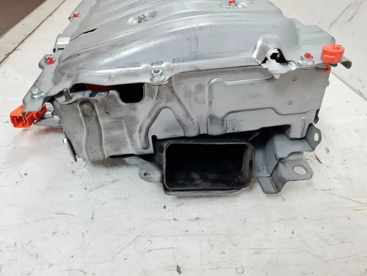 Toyota RAV 4 (XA50) (2018 - ) G928033170 Аккумулятор гибридного / электрического автомобиля — фото 4
