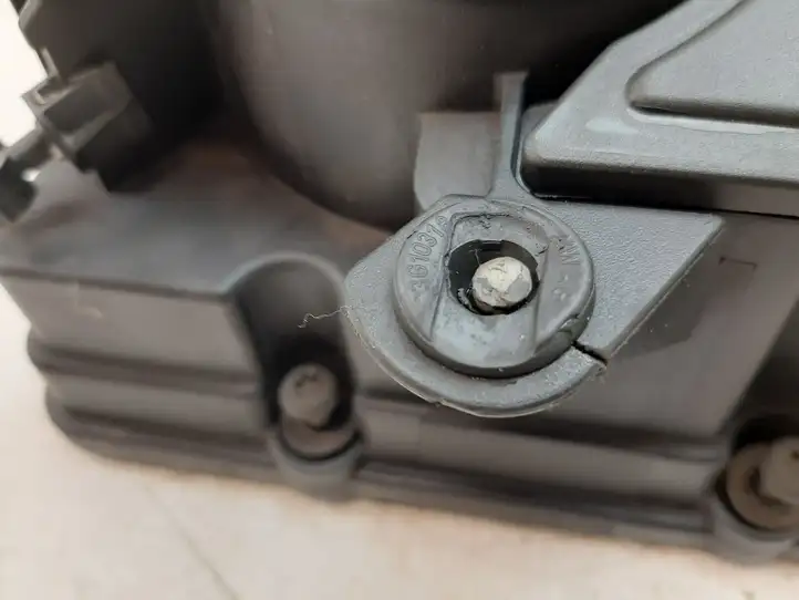 Volkswagen Polo (2005 - 2009) 045103469H Крышка головки блока цилиндров — фото 3