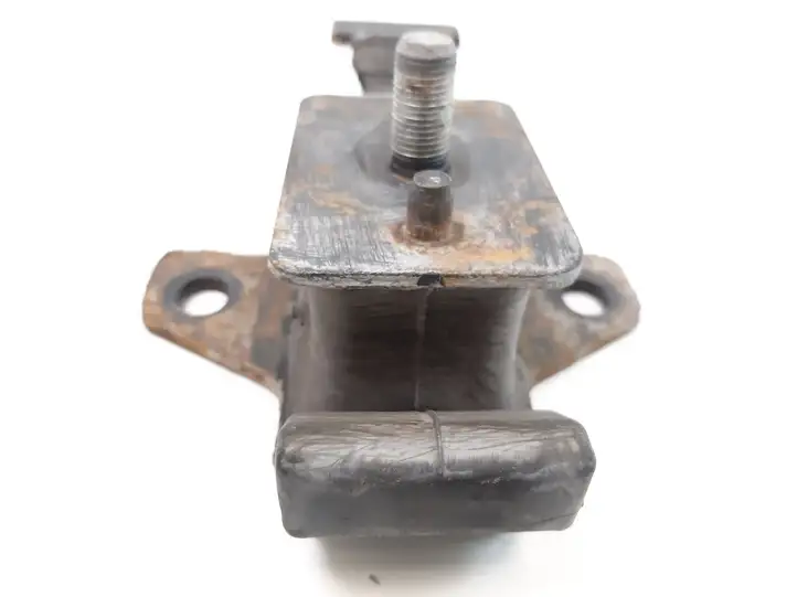 Toyota Hilux (AN10, AN20, AN30) (2004 - 2008) 123610L030 Опора двигателя — фото 2
