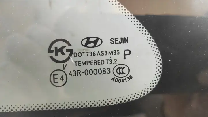 Hyundai i40 (2011 - ) Заднее боковое стекло — фото 2