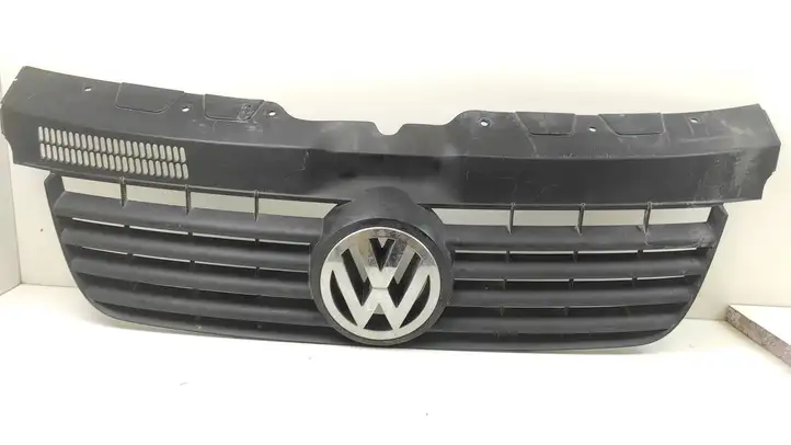 Volkswagen Transporter - Caravelle T5 (2003 - 2009) Верхняя решетка радиатора — фото 1