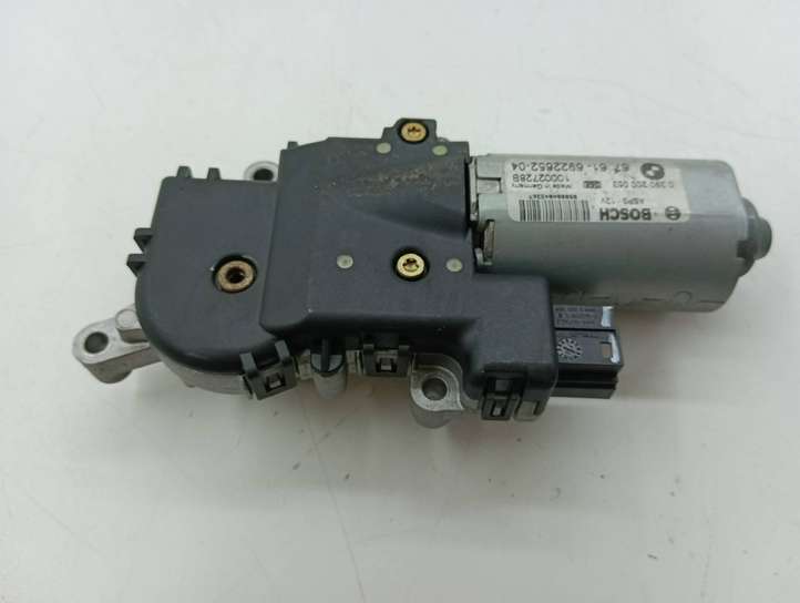 BMW 5 E60 E61 (2004 - 2010)  6761692265204 Двигатель привода люка-крыши