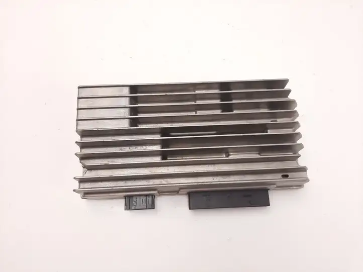 Audi A4 S4 B8 8K (2007 - 2011) 8T0035223S Усилитель звука — фото 8