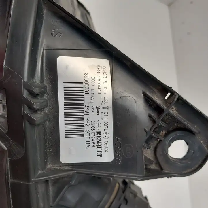 Renault Laguna III (2007 - 2015) 89905731 Передняя фара — фото 8