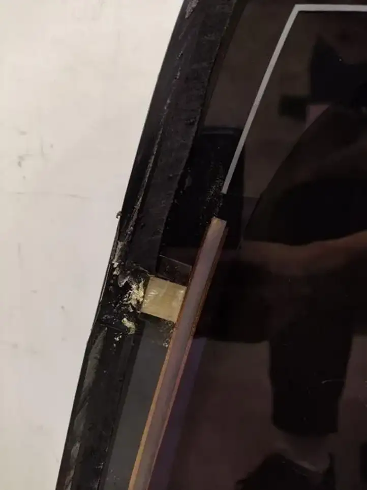 Bentley Continental (2003 - 2017)  3W5845051 Заднее стекло