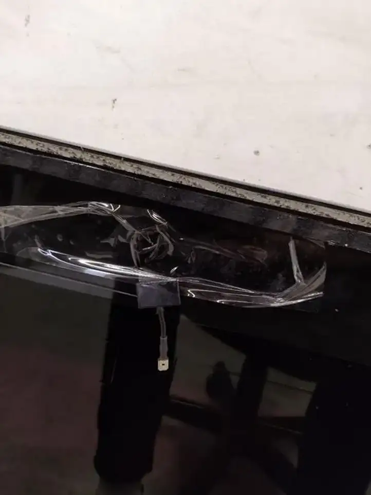 Bentley Continental (2003 - 2017)  3W5845051 Заднее стекло