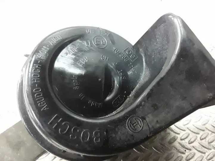 Nissan Primera (2001 - 2008)  703881157 Звуковой сигнал