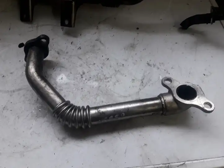 Toyota Corolla Verso E121 (2004 - 2007)   EGR трубка (трубки)/ шланг (шланги)