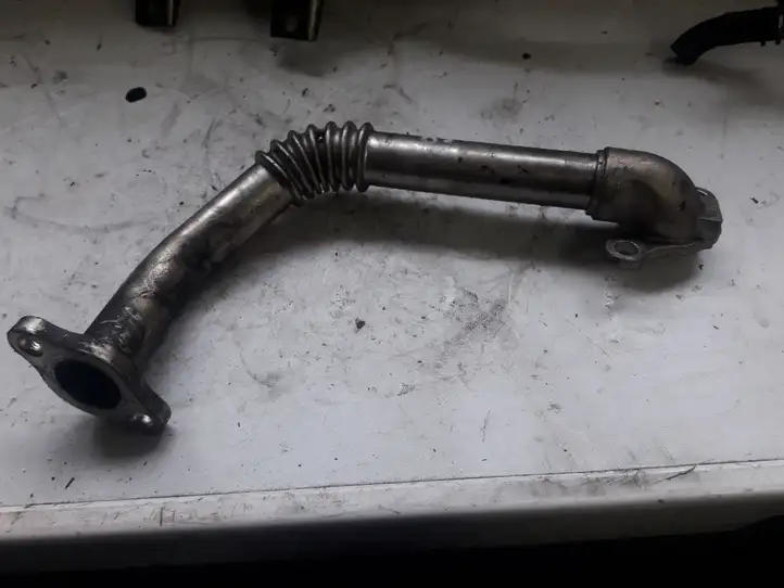 Toyota Corolla Verso E121 (2004 - 2007)   EGR трубка (трубки)/ шланг (шланги)