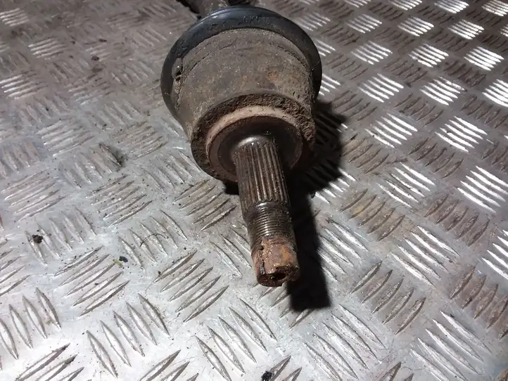 Lancia Lybra (1999 - 2006)   Передняя полуось