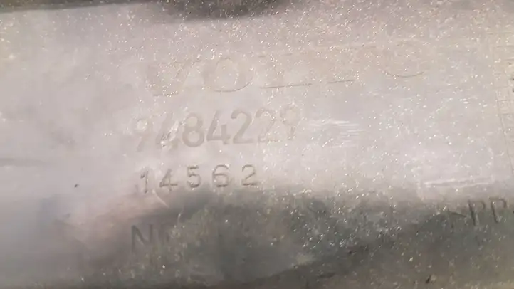 Volvo S60 (2000 - 2004) 9484229 Молдинг переднего бампера — фото 2