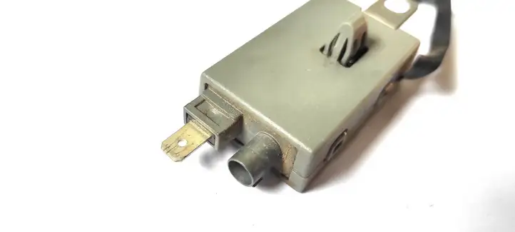 Volvo XC90 (2006 - 2014) 30752097 Усилитель антенны — фото 3