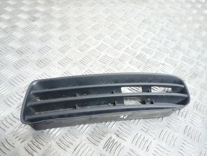 Skoda Octavia Mk1 (1U) (1996 - 2004) 1U0807367B Нижняя решетка переднего бампера — фото 1