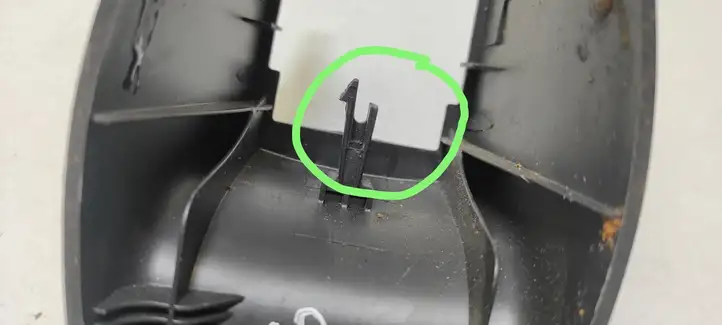 Chevrolet Captiva (2006 - 2011)   Другая деталь салона