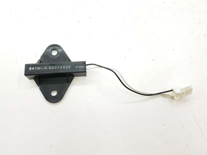 8637A525 Mitsubishi Outlander Interjero komforto antena