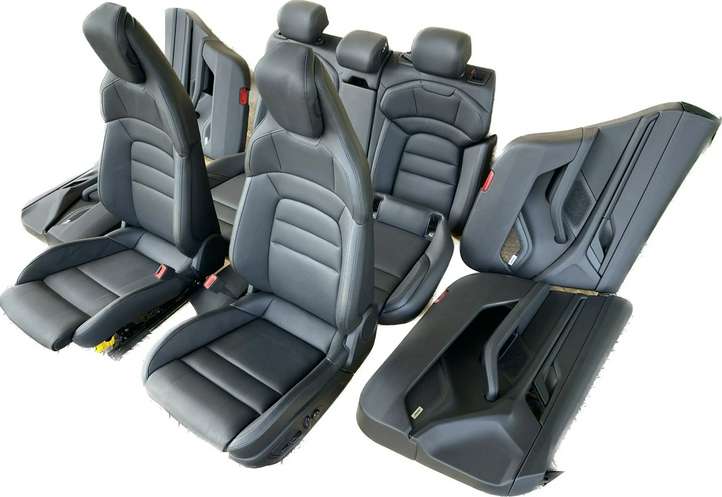 Porsche Taycan 9J1 (2019 - )   Комплект отделки дверей