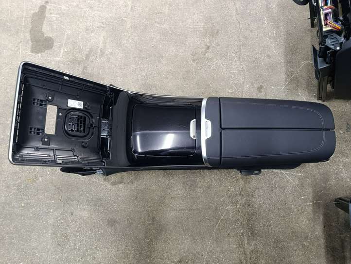 Mercedes-Benz EQE v295 (2022 - )  A2976804304 Комплект отделки дверей