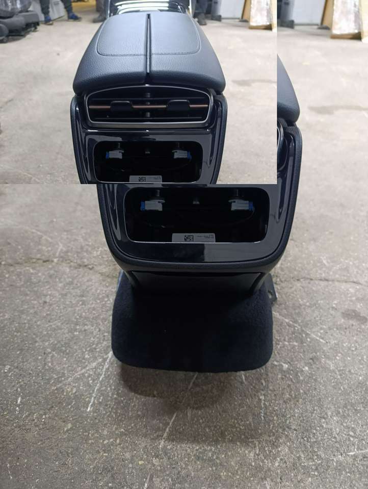 Mercedes-Benz EQE v295 (2022 - )  A2976804304 Комплект отделки дверей