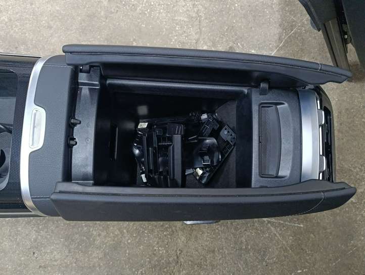 Mercedes-Benz EQE v295 (2022 - )  A2976804304 Комплект отделки дверей