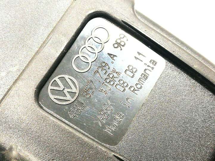 Audi A6 (2011 - 2014)  4G0857739A Задний средний замок ремня