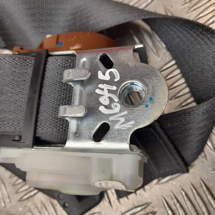 Jeep Grand Cherokee (2010 - 2021) 5ME40DX9AA Задний ремень безопасности — фото 4