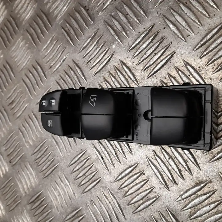 Nissan Juke II F16 (2019 - ) 211222SN1 Блок кнопок стеклоподъемников — фото 2