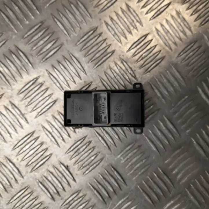 Honda Civic IX (2011 - 2017) 35770TV0E02 Кнопка стеклоподъемников — фото 4